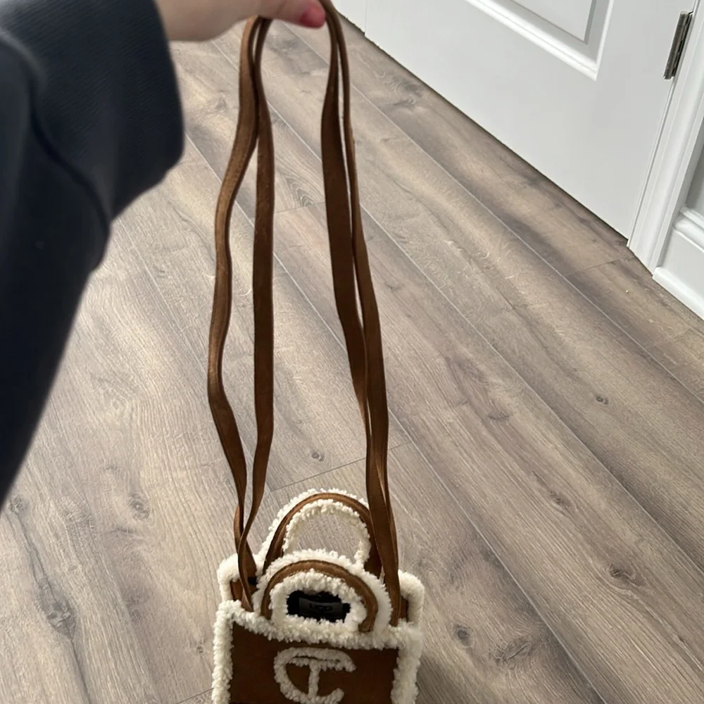 Telfar x Ugg small purse in chestnut - Picture 7 of 10